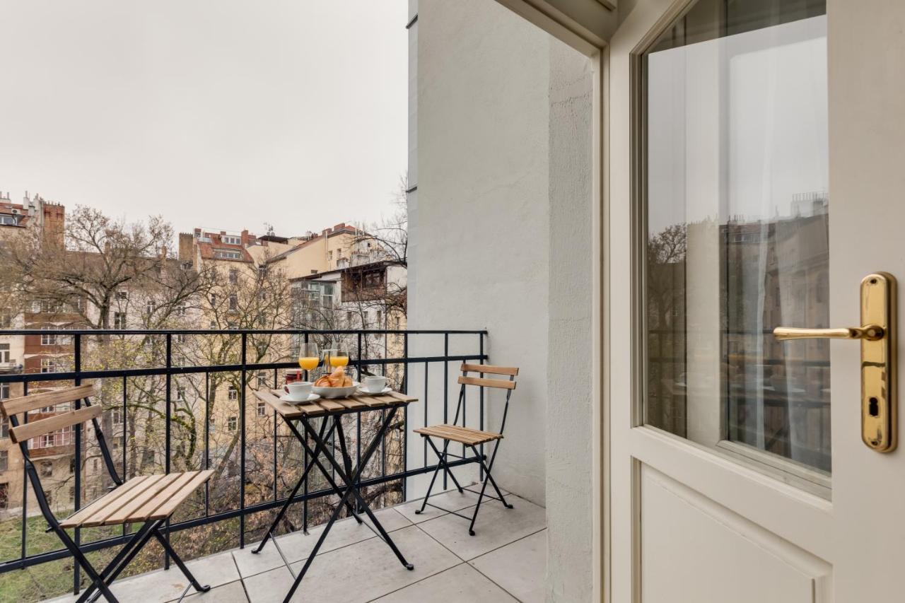 Jt'S Apartments Spanelska Str. Прага Экстерьер фото
